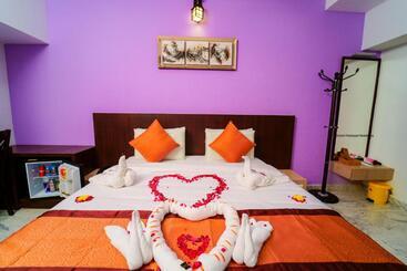 هتل Grand Padappai Residency   Gpr