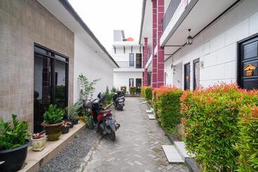 هتل Reddoorz @ Wisma Pangrango