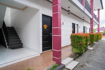 هتل Reddoorz @ Wisma Pangrango