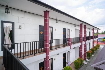 هتل Reddoorz @ Wisma Pangrango
