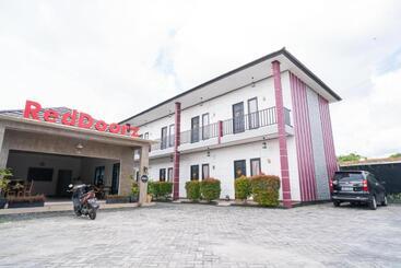 هتل Reddoorz @ Wisma Pangrango