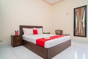 هتل Reddoorz @ Wisma Pangrango
