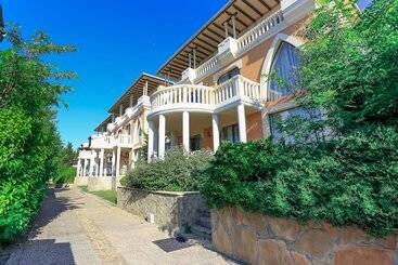 هتل Royal Villas Elenite   All Inclusive