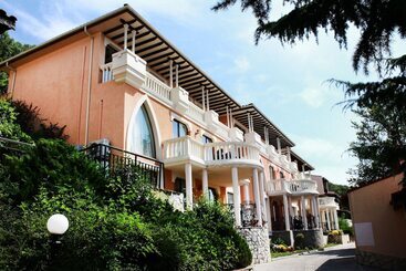 هتل Royal Villas Elenite   All Inclusive