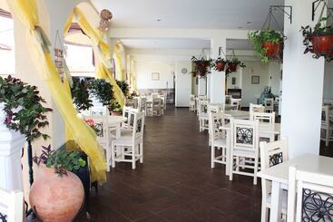 هتل Royal Villas Elenite   All Inclusive