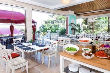 هتل Royal Villas Elenite   All Inclusive