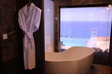 هتل Sea Fun Villa