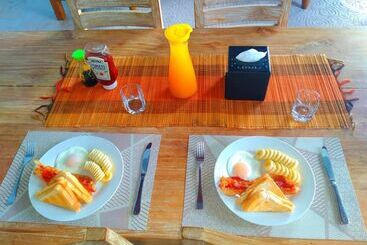 هتل Sea Fun Villa