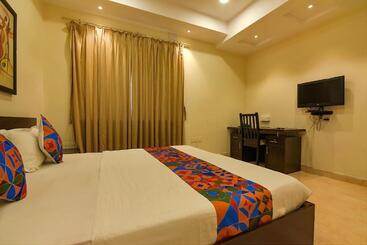 膳宿费 Fabhotel All In One Saltlake   Opp Bj Market Complex