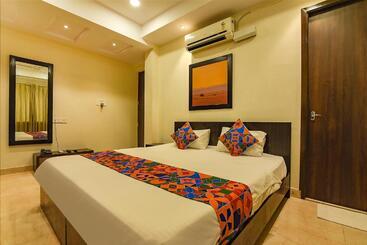 膳宿费 Fabhotel All In One Saltlake   Opp Bj Market Complex