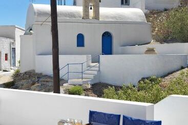 پانسیون Psathi Blue