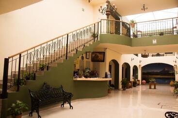 هتل Morelos Colima
