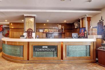 Mg Hotel Udayee International