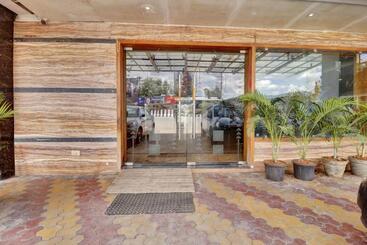 Mg Hotel Udayee International