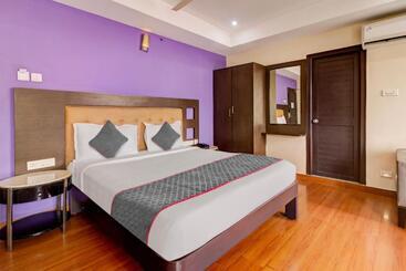 Mg Hotel Udayee International