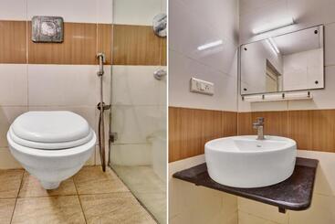 Mg Hotel Udayee International
