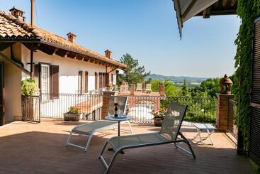 تختخواب و صبحانه Villa La Meridiana