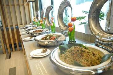 Fives Hotel Johor Bahru City Centre