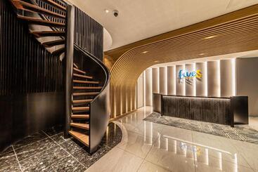Fives Hotel Johor Bahru City Centre