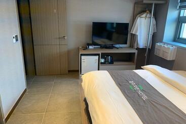 هتل Moonkang S Spa