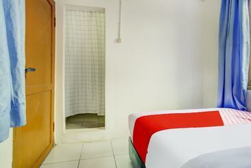 هتل Spot On 3286 Ramania Residence Syariah