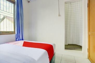 هتل Spot On 3286 Ramania Residence Syariah