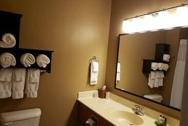 Grandstay Residential Suites Hotel   Eau Claire