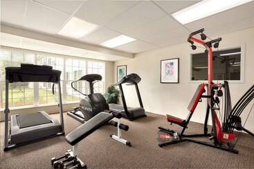 هتل Baymont By Wyndham Wichita East