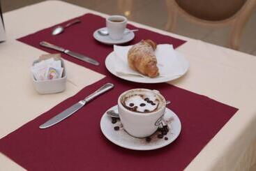 هتل Club Kennedy
