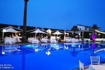 هتل Club Kennedy