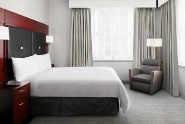 Club Quarters Hotel Faneuil Hall, Boston