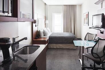 Club Quarters Hotel Wacker At Michigan, Chicago