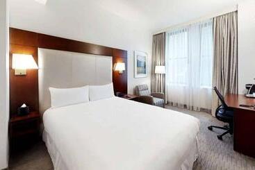 Club Quarters Hotel Wacker At Michigan, Chicago