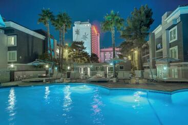 هتل Desert Rose Resort
