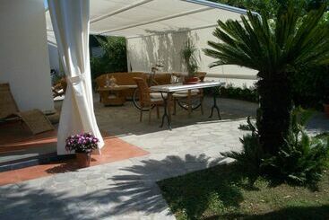 هتل Esperidi Resort Village