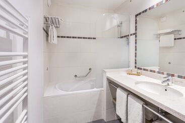 هتل Fraser Suites Paris La Défense
