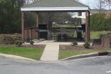 هتل Intown Suites Extended Stay Greenville Nc