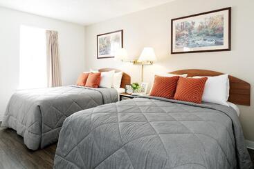 هتل Intown Suites Extended Stay Marietta Ga   Roswell Rd