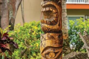هتل Kauai Coast Resort At The Beachboy