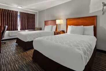 Magnuson Hotel Detroit Metro Airport