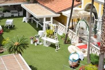 هتل Mediterraneo Palace