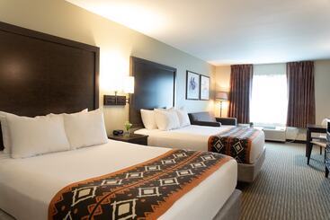 هتل Oxford Suites Pendleton