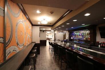هتل Oxford Suites Spokane Downtown