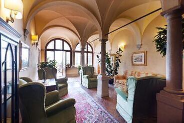 هتل Palazzo Leopoldo Dimora Storica & Spa