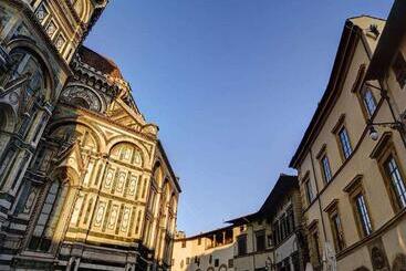 هتل Palazzo Niccolini Al Duomo Residenza D Epoca