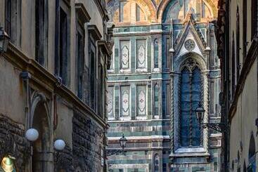 هتل Palazzo Niccolini Al Duomo Residenza D Epoca