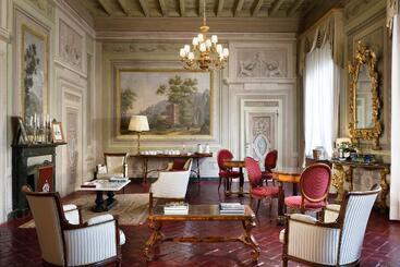 هتل Palazzo Niccolini Al Duomo Residenza D Epoca