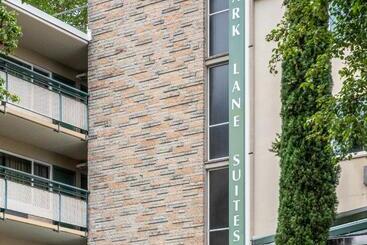 Hotel Park Lane Suites & Inn