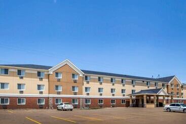 هتل Quality Inn & Suites Davenport Near I 80