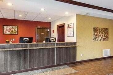 هتل Red Roof Inn & Suites Omaha Council Bluffs